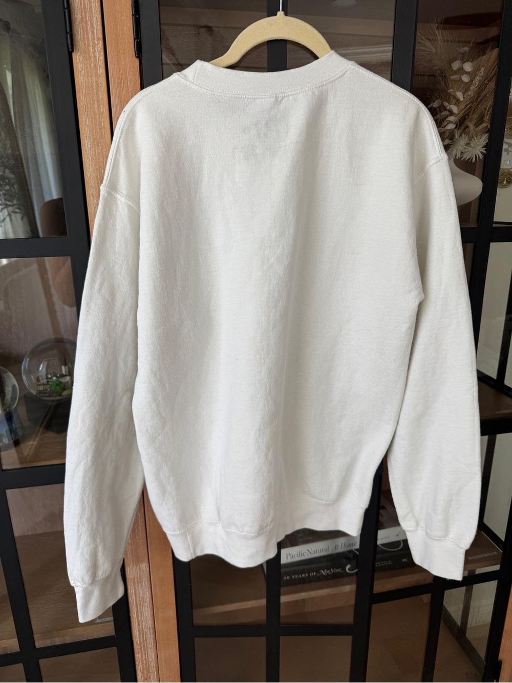 Taylor Swift merch 1989 eras taylor’s version crewneck pullover sweatshirt - Picture 4 of 10